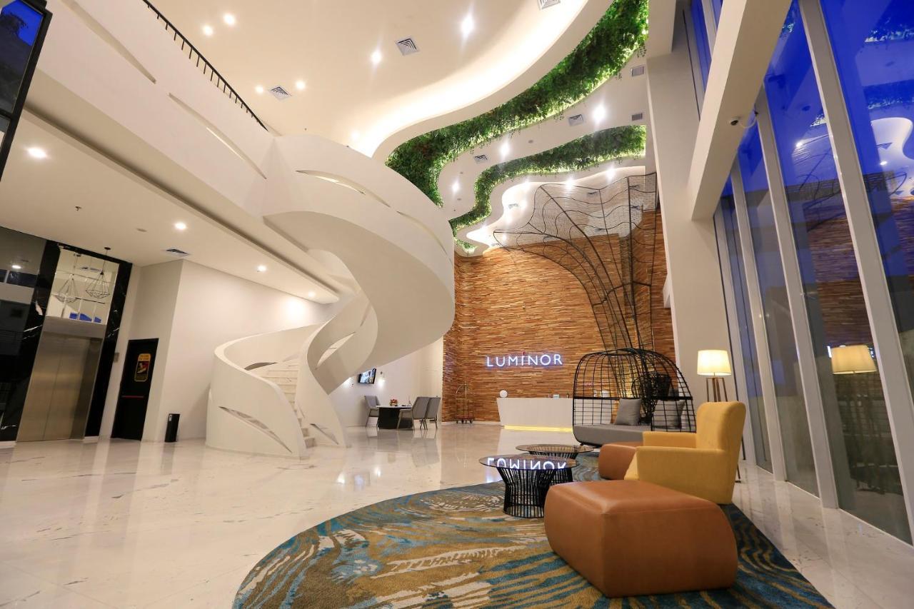 Luminor Hotel Purwokerto By Wh エクステリア 写真